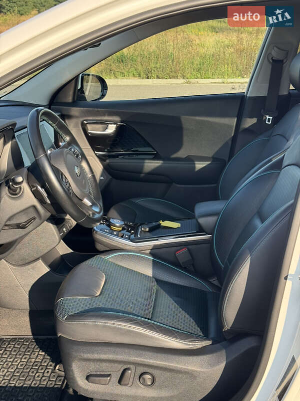 Внедорожник / Кроссовер Kia Niro 2021 в Дрогобыче