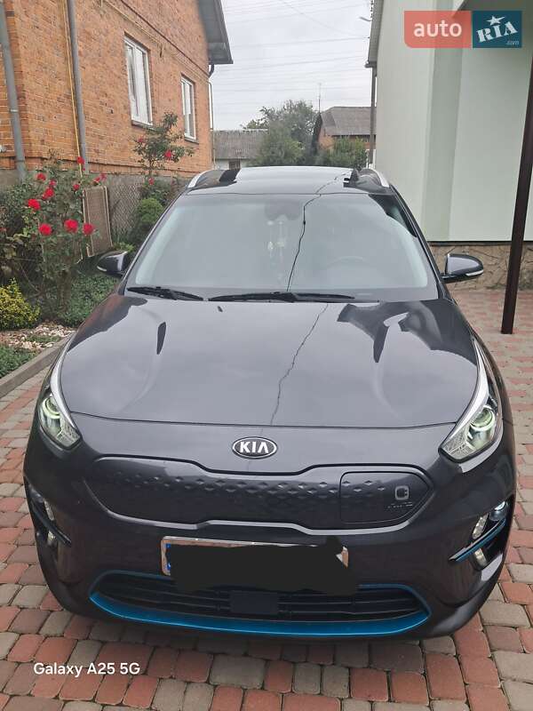 Внедорожник / Кроссовер Kia Niro 2020 в Львове фото 3 Внедорожник / Кроссовер Kia Niro 2020 в Львове