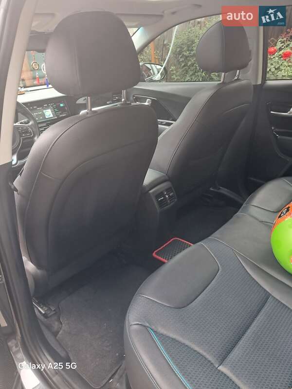 Внедорожник / Кроссовер Kia Niro 2020 в Львове фото 13 Внедорожник / Кроссовер Kia Niro 2020 в Львове