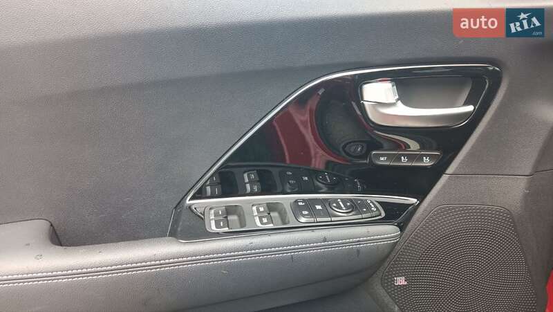 Позашляховик / Кросовер Kia Niro 2020 в Львові