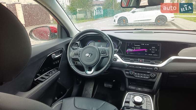 Позашляховик / Кросовер Kia Niro 2020 в Львові