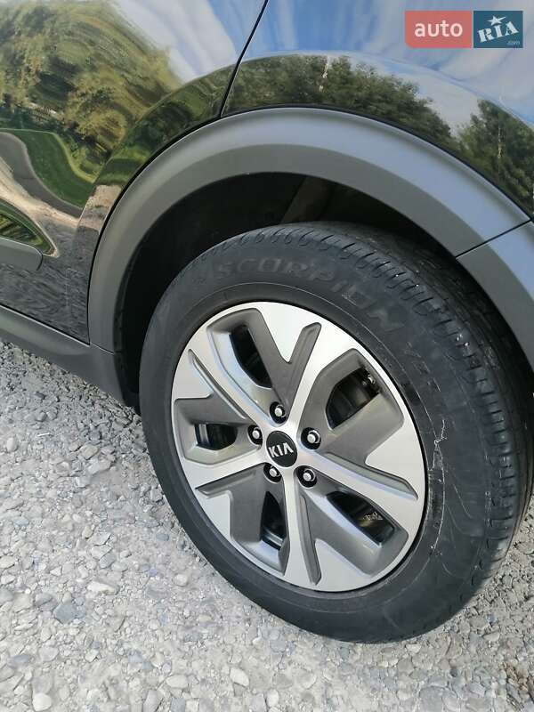 Позашляховик / Кросовер Kia Niro 2020 в Калуші