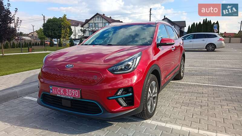 Позашляховик / Кросовер Kia Niro 2020 в Львові