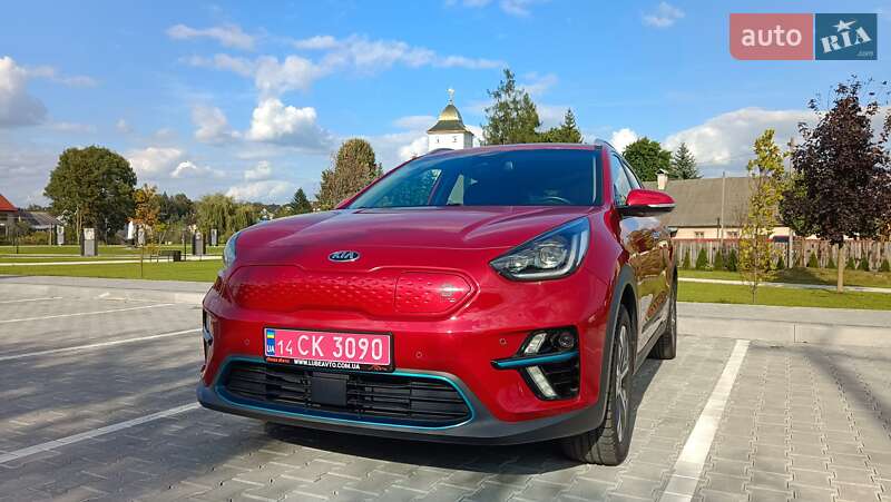 Позашляховик / Кросовер Kia Niro 2020 в Львові