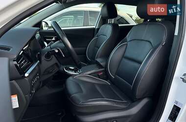 Внедорожник / Кроссовер Kia Niro 2020 в 
