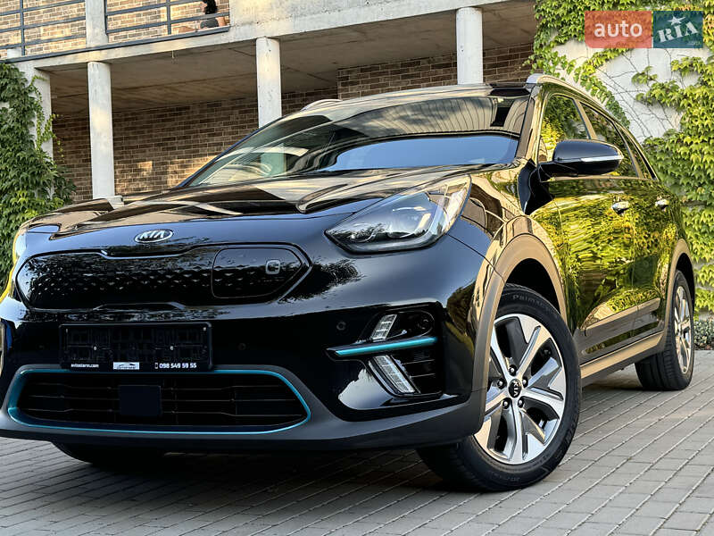 Позашляховик / Кросовер Kia Niro 2020 в Києві фото 94 Позашляховик / Кросовер Kia Niro 2020 в Києві