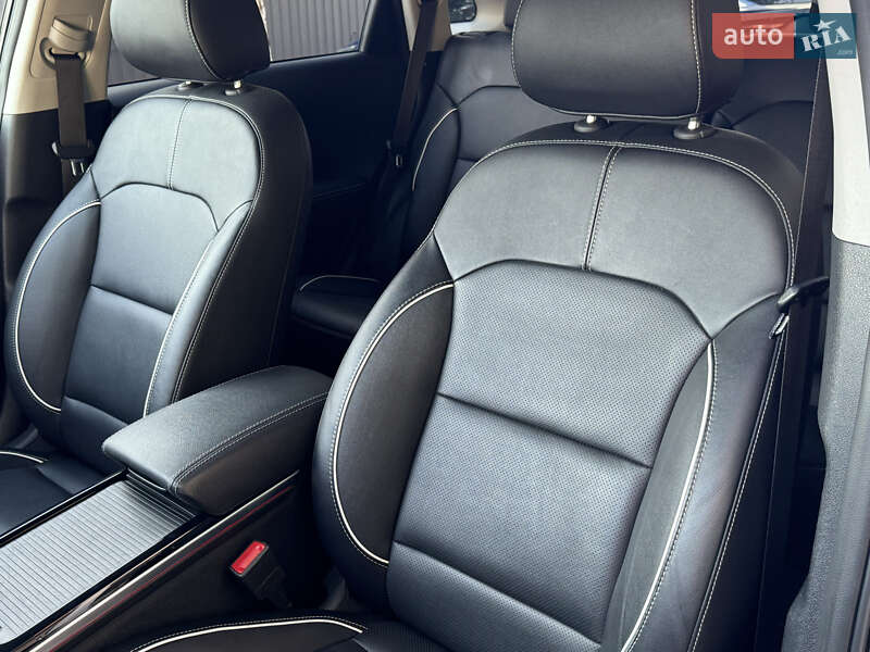 Позашляховик / Кросовер Kia Niro 2020 в Києві фото 42 Позашляховик / Кросовер Kia Niro 2020 в Києві