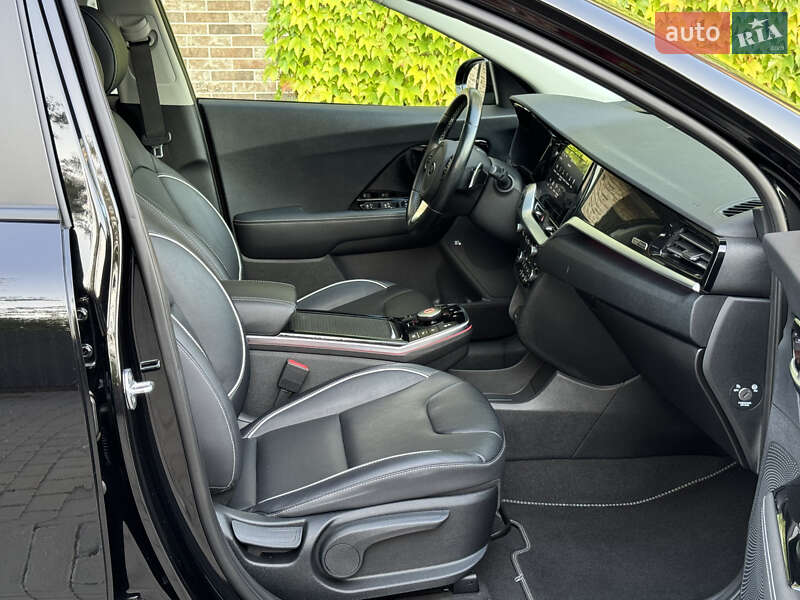 Позашляховик / Кросовер Kia Niro 2020 в Києві фото 75 Позашляховик / Кросовер Kia Niro 2020 в Києві