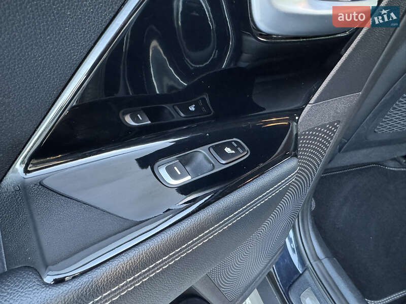 Внедорожник / Кроссовер Kia Niro 2020 в Дубно