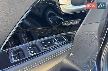 Внедорожник / Кроссовер Kia Niro 2021 в 