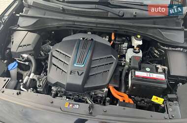 Внедорожник / Кроссовер Kia Niro 2018 в 