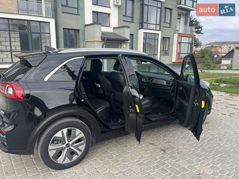 Внедорожник / Кроссовер Kia Niro 2018 в Чорткове фото 25 Внедорожник / Кроссовер Kia Niro 2018 в Чорткове