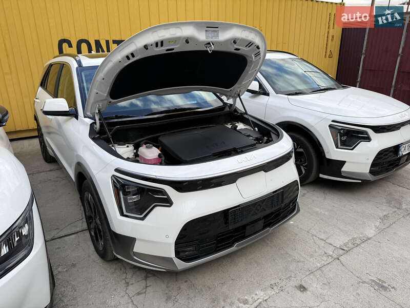 Позашляховик / Кросовер Kia Niro 2022 в Умані