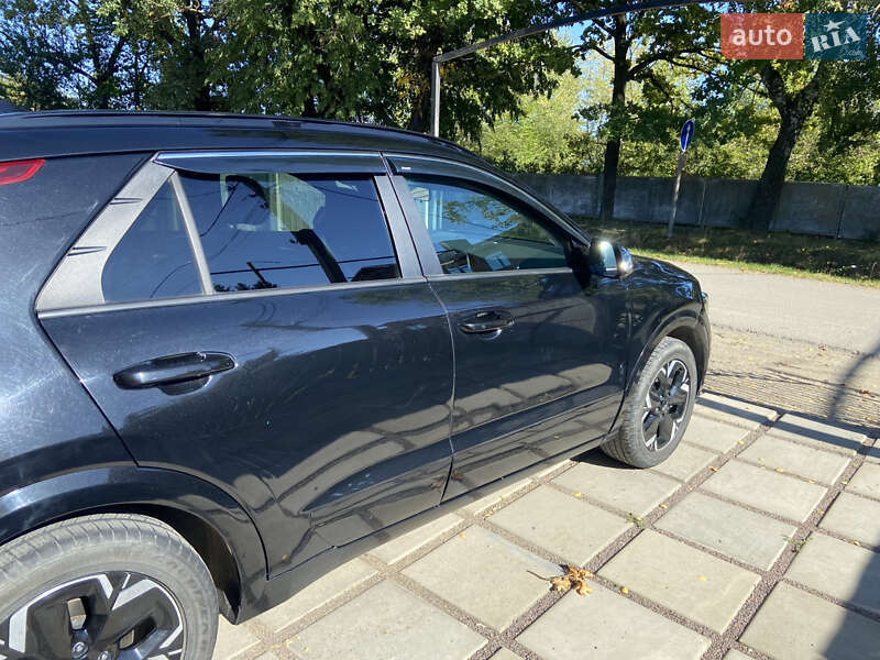 Внедорожник / Кроссовер Kia Niro 2022 в Сторожинце