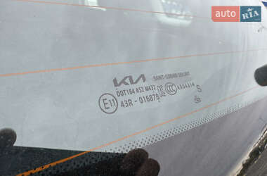 Внедорожник / Кроссовер Kia Niro 2022 в 