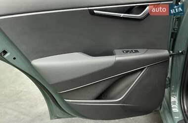 Внедорожник / Кроссовер Kia Niro 2023 в 