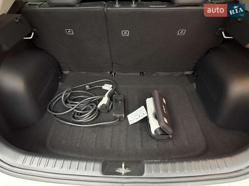 Позашляховик / Кросовер Kia Niro 2022 в Умані