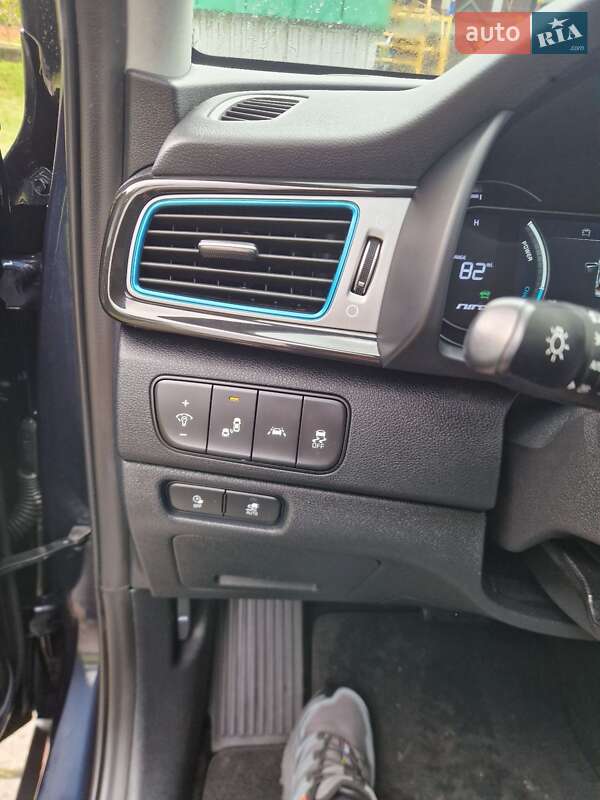 Позашляховик / Кросовер Kia Niro 2019 в Львові