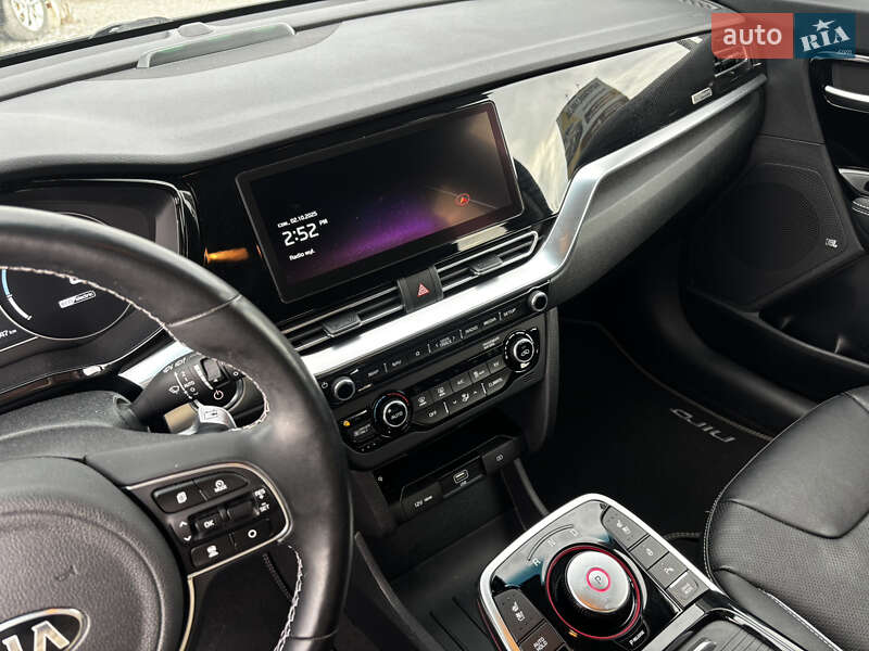 Внедорожник / Кроссовер Kia Niro 2020 в Львове