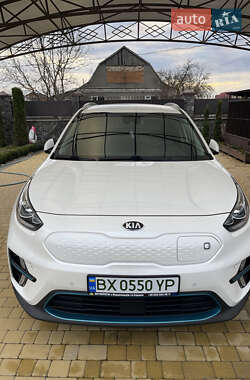 Внедорожник / Кроссовер Kia Niro 2020 в Староконстантинове