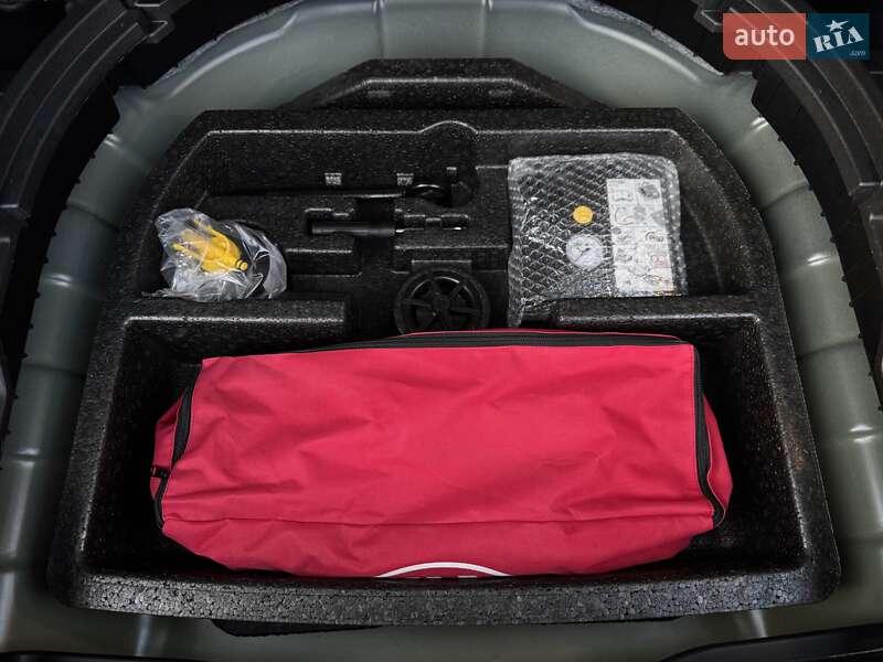 Внедорожник / Кроссовер Kia Niro 2020 в Тернополе фото 68 Внедорожник / Кроссовер Kia Niro 2020 в Тернополе