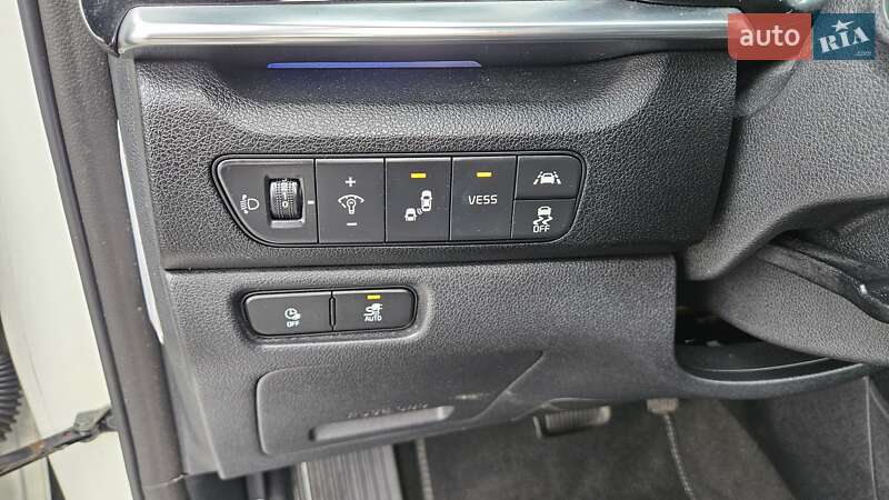 Внедорожник / Кроссовер Kia Niro 2020 в Радомышле фото 19 Внедорожник / Кроссовер Kia Niro 2020 в Радомышле