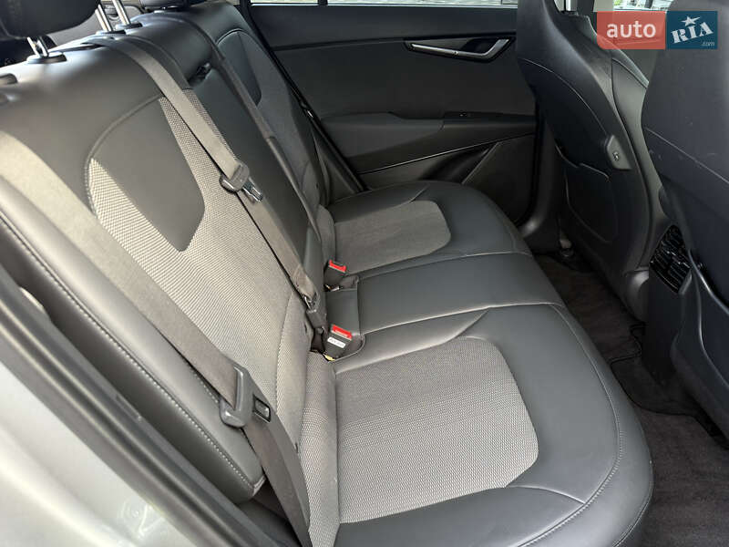 Позашляховик / Кросовер Kia Niro 2022 в Львові фото 80 Позашляховик / Кросовер Kia Niro 2022 в Львові