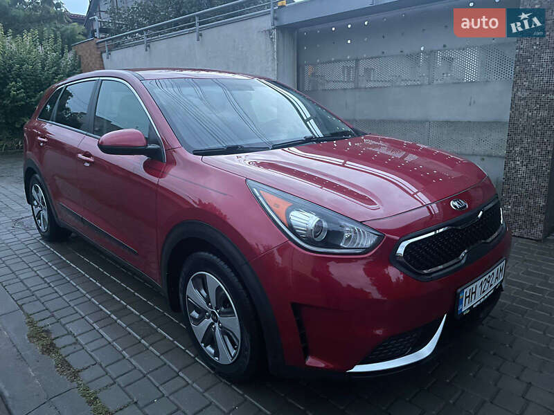 Внедорожник / Кроссовер Kia Niro 2018 в Одессе