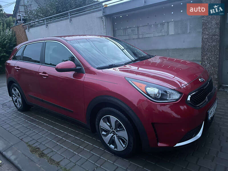 Внедорожник / Кроссовер Kia Niro 2018 в Одессе