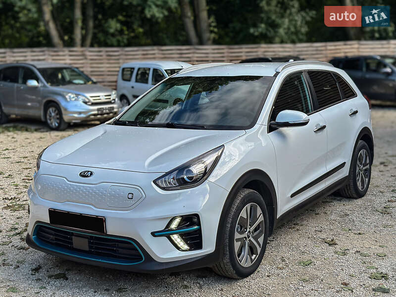 Позашляховик / Кросовер Kia Niro 2019 в Бродах фото 14 Позашляховик / Кросовер Kia Niro 2019 в Бродах