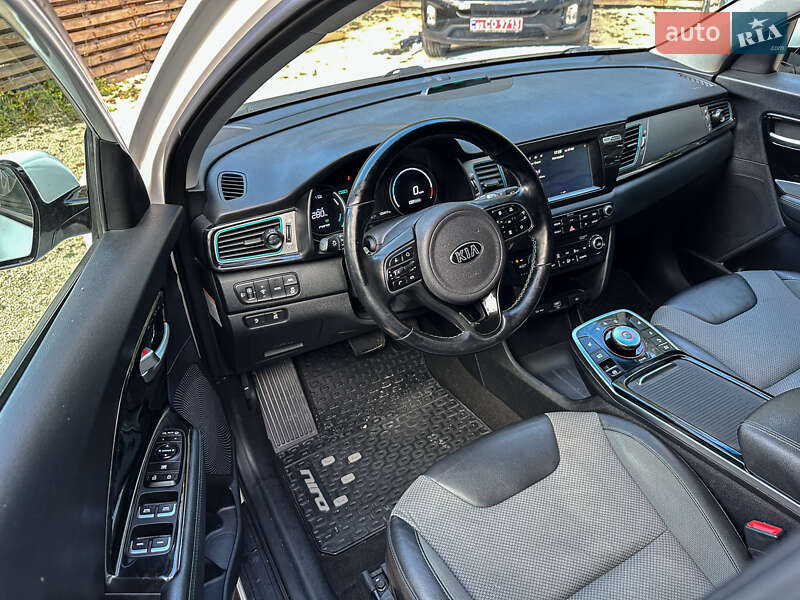 Позашляховик / Кросовер Kia Niro 2019 в Бродах фото 63 Позашляховик / Кросовер Kia Niro 2019 в Бродах