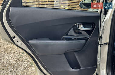Внедорожник / Кроссовер Kia Niro 2019 в 