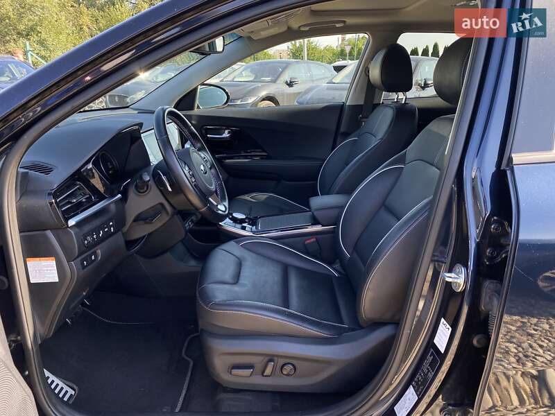 Позашляховик / Кросовер Kia Niro 2020 в Львові фото 22 Позашляховик / Кросовер Kia Niro 2020 в Львові