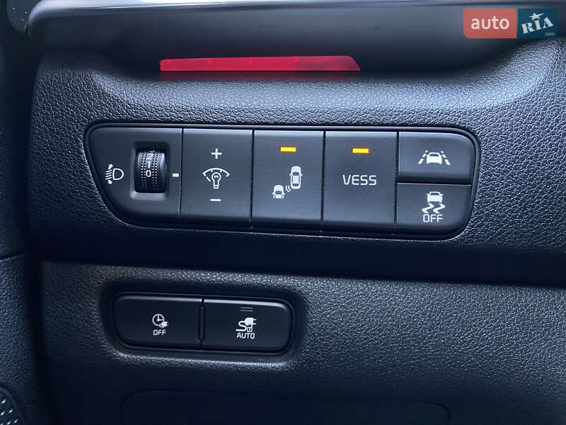 Позашляховик / Кросовер Kia Niro 2020 в Львові фото 6 Позашляховик / Кросовер Kia Niro 2020 в Львові