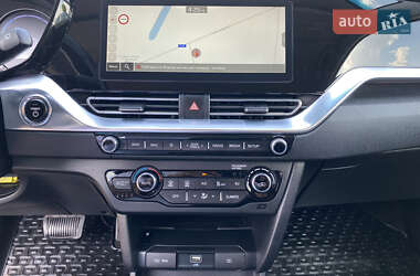 Внедорожник / Кроссовер Kia Niro 2020 в 