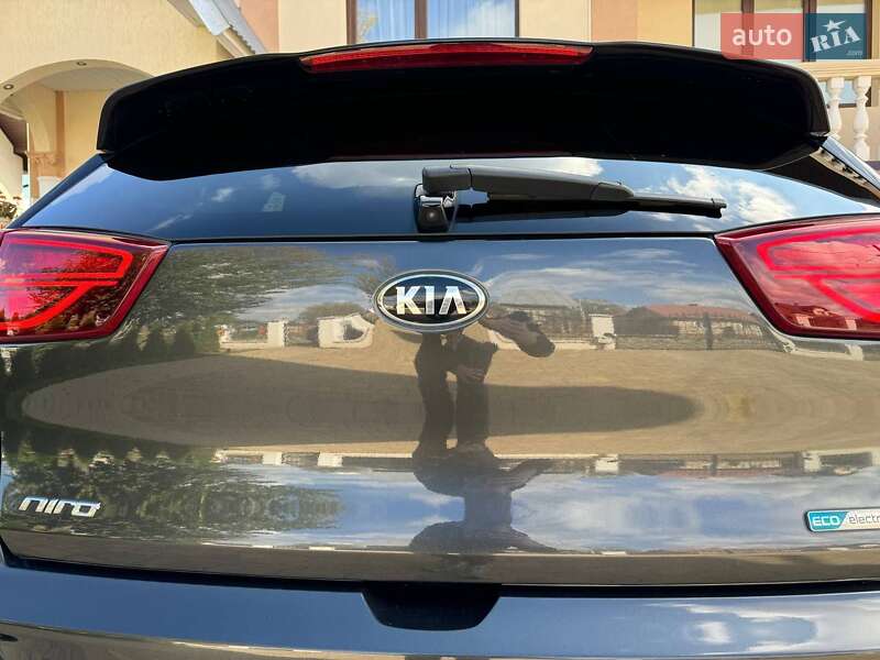 Позашляховик / Кросовер Kia Niro 2021 в Стрию фото 25 Позашляховик / Кросовер Kia Niro 2021 в Стрию