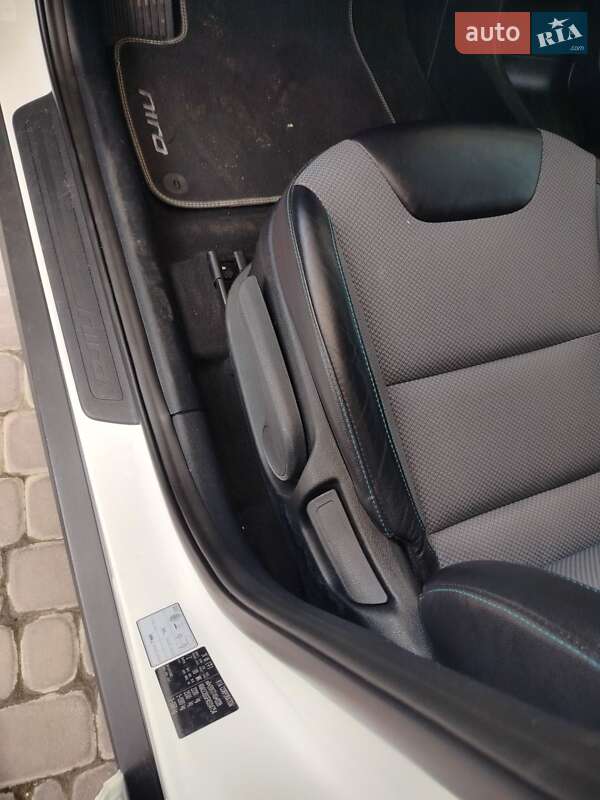 Позашляховик / Кросовер Kia Niro 2021 в Ірпені