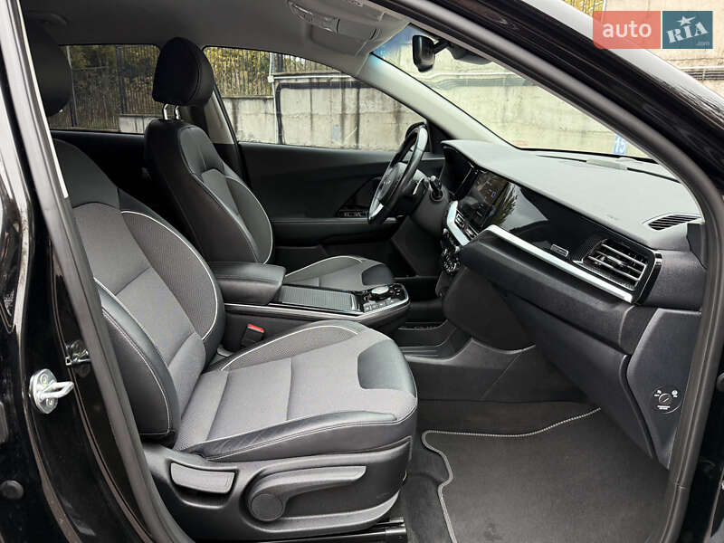 Внедорожник / Кроссовер Kia Niro 2022 в Ровно фото 45 Внедорожник / Кроссовер Kia Niro 2022 в Ровно