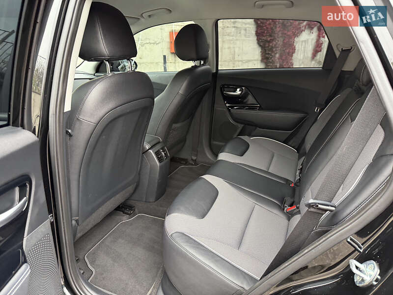 Внедорожник / Кроссовер Kia Niro 2022 в Ровно фото 60 Внедорожник / Кроссовер Kia Niro 2022 в Ровно
