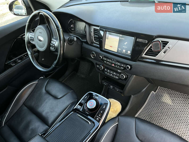 Позашляховик / Кросовер Kia Niro 2019 в Новомосковську фото 10 Позашляховик / Кросовер Kia Niro 2019 в Новомосковську