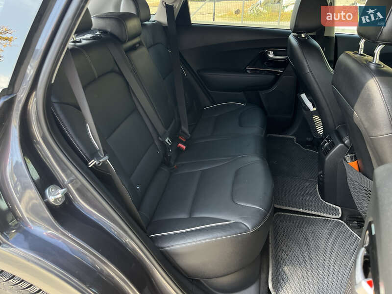Позашляховик / Кросовер Kia Niro 2019 в Новомосковську фото 12 Позашляховик / Кросовер Kia Niro 2019 в Новомосковську