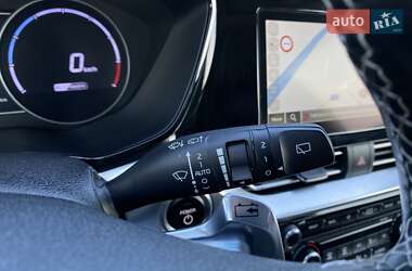 Внедорожник / Кроссовер Kia Niro 2020 в 