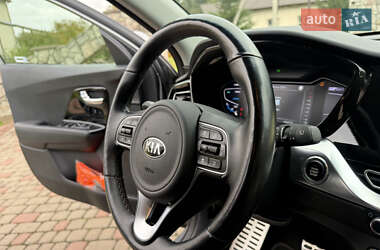 Внедорожник / Кроссовер Kia Niro 2020 в 