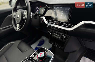 Внедорожник / Кроссовер Kia Niro 2020 в 