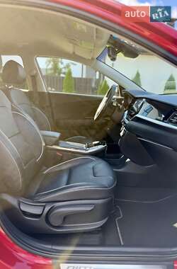 Внедорожник / Кроссовер Kia Niro 2020 в 