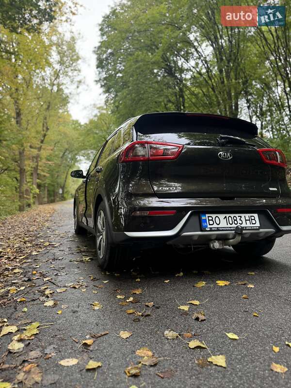 Позашляховик / Кросовер Kia Niro 2018 в Тернополі
