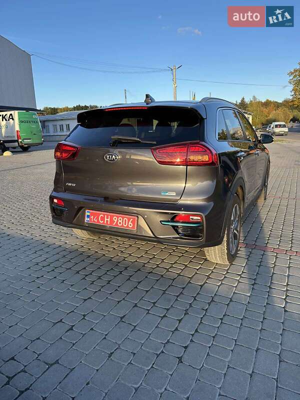 Позашляховик / Кросовер Kia Niro 2020 в Львові
