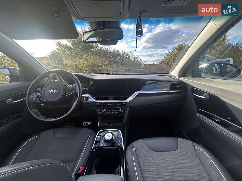 Позашляховик / Кросовер Kia Niro 2020 в Львові