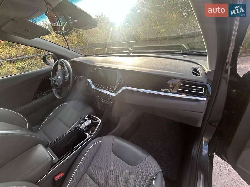 Позашляховик / Кросовер Kia Niro 2020 в Львові