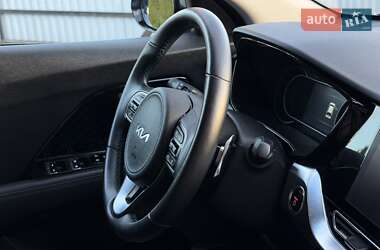 Внедорожник / Кроссовер Kia Niro 2022 в 